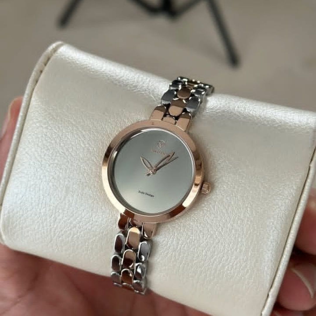 Bronze Vintage Round Dial Watch